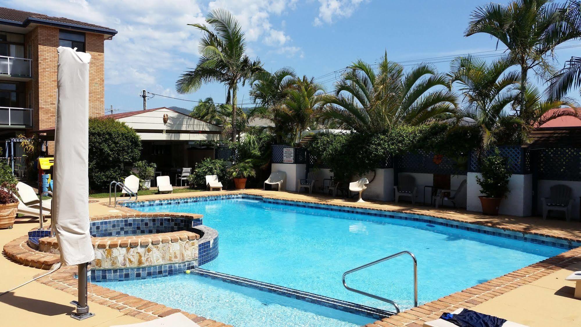 The Tahitian Aparthotel Coffs Harbour Bagian luar foto