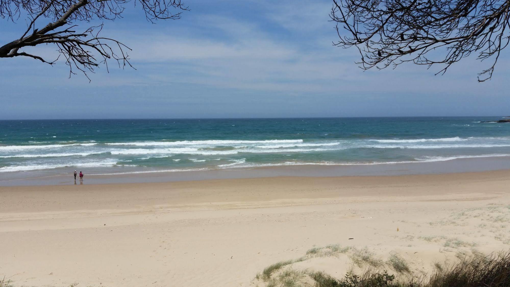 The Tahitian Aparthotel Coffs Harbour Bagian luar foto